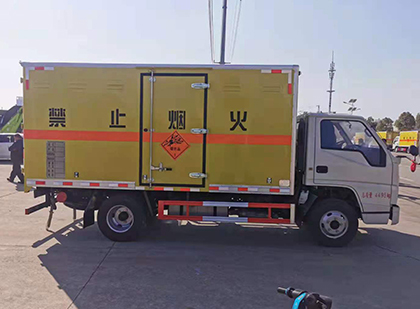 保山爆破器材运输车