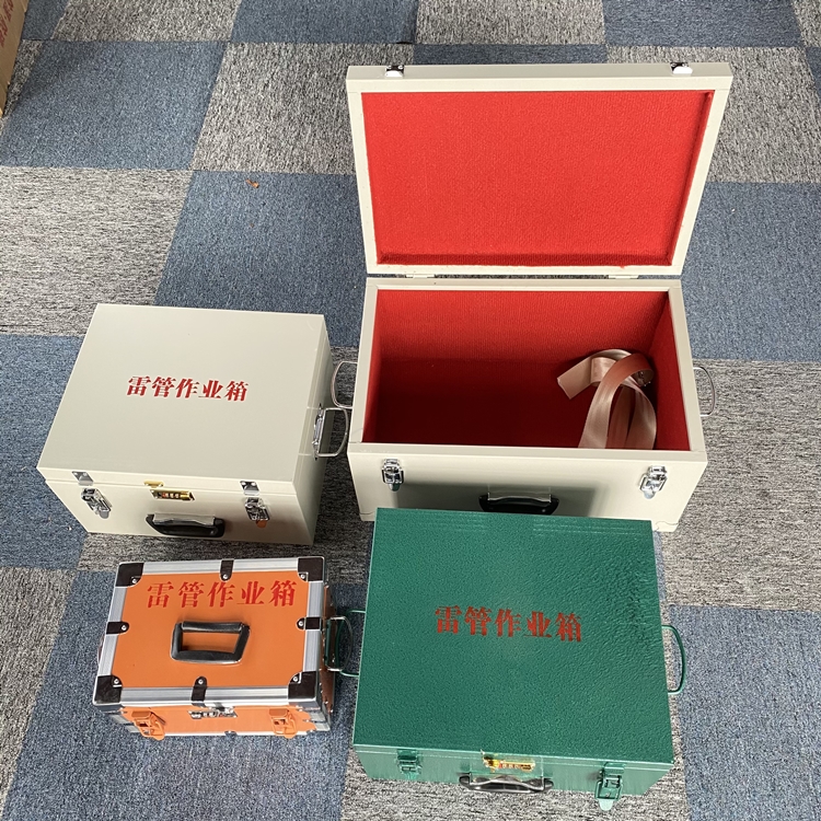 保山爆破工程作业箱如何选择？玻璃钢与传统材质的全面对比
